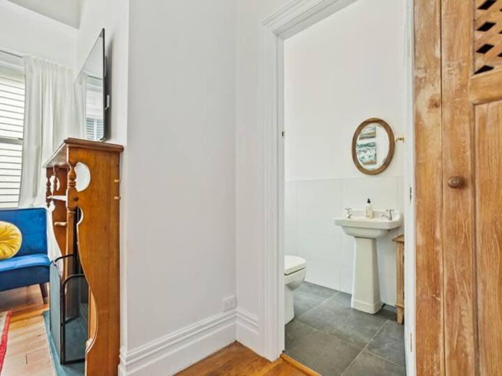 Cheerful 1 Bedroom Home With Free Parking Auckland Extérieur photo